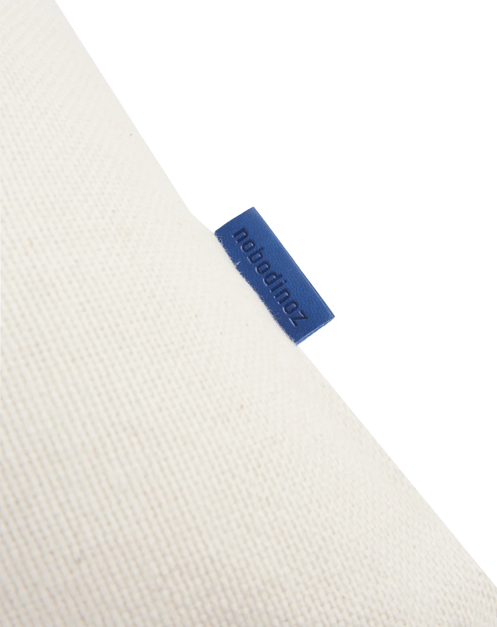 Nobodinoz 刺繡方形抱枕 紅色 細節與情境照