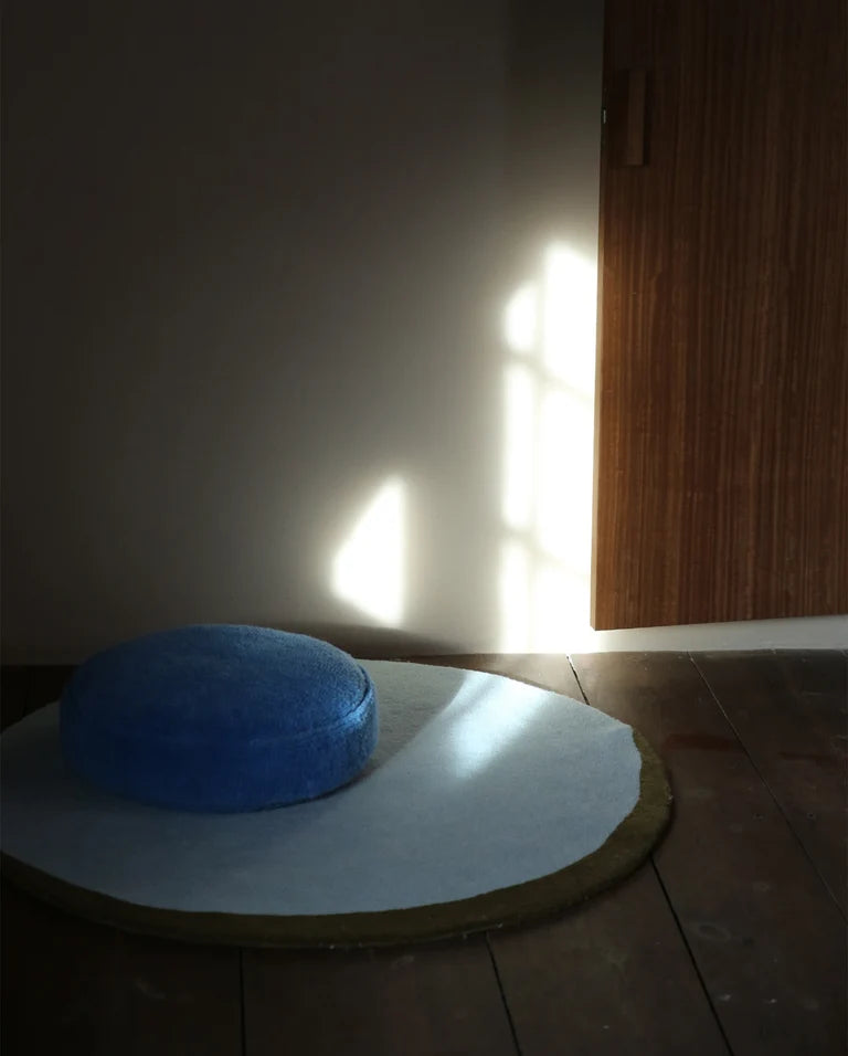 Suite702 · Eclipse Rug 日蝕圓形地毯 · 天藍橄欖