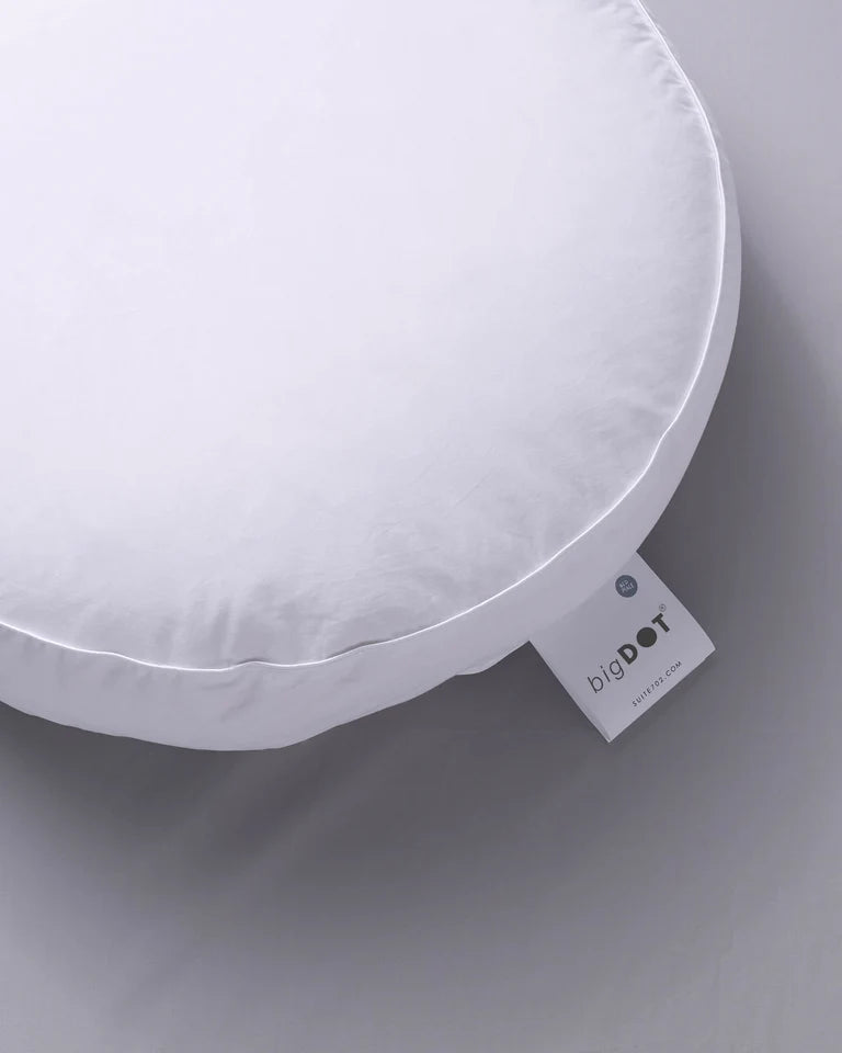 Suite702 Big DOT 鵝羽圓形枕芯 細節與情境照